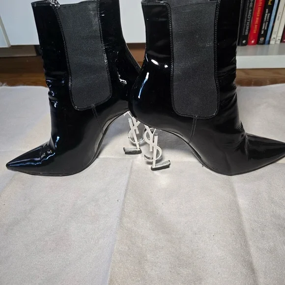 FINAL SALE!!! YSL Saint Laurent Black Patent Leather Opyum Booties - Picture 5 of 7